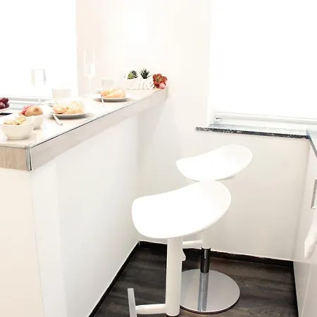 Apartamento Superior Mit Wifi L 400m Bis Uni L Messe L Iga 27 L Zoo Dui *